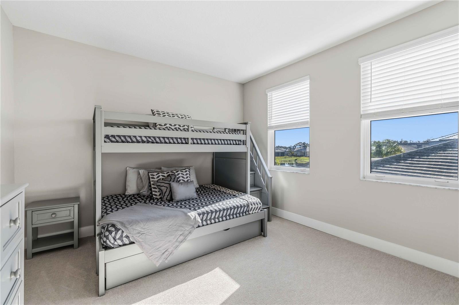 Image 44 of 75 For 17109 Sweetwater Village Drive