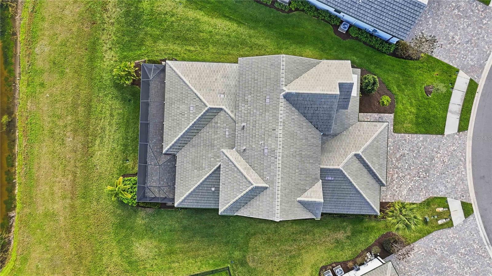 Image 61 of 75 For 17109 Sweetwater Village Drive