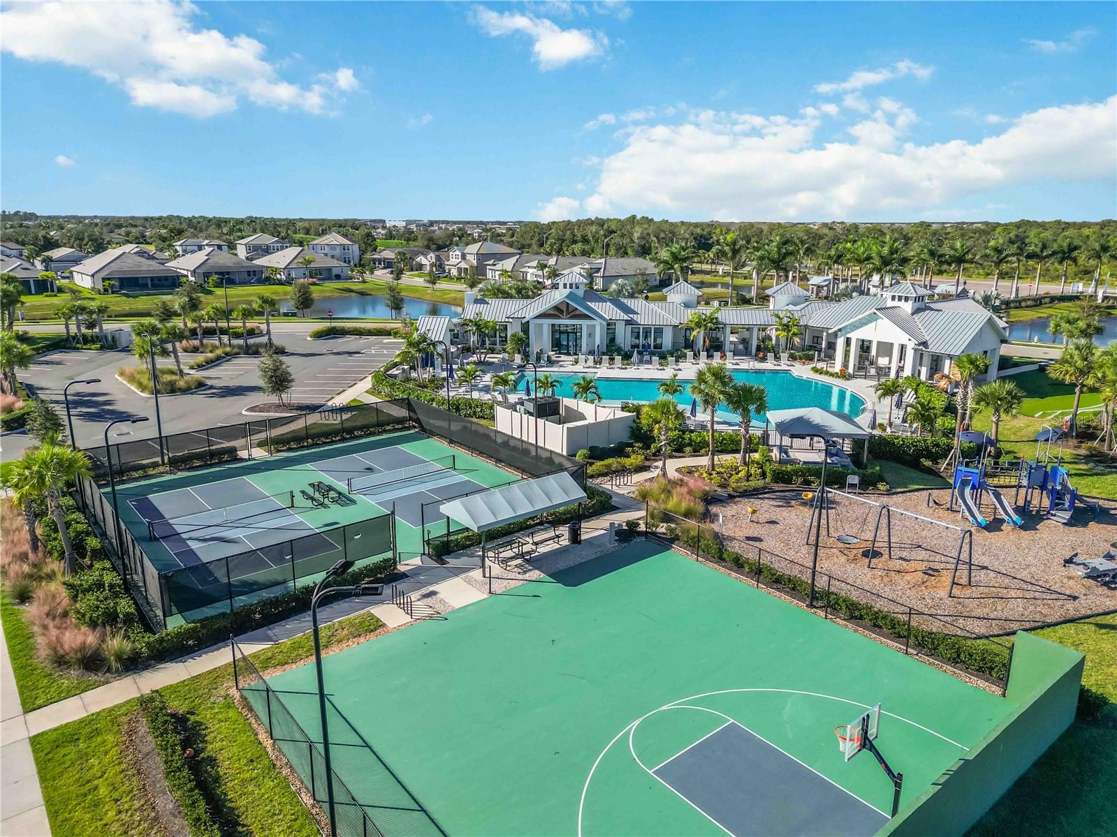 Image 69 of 75 For 17109 Sweetwater Village Drive