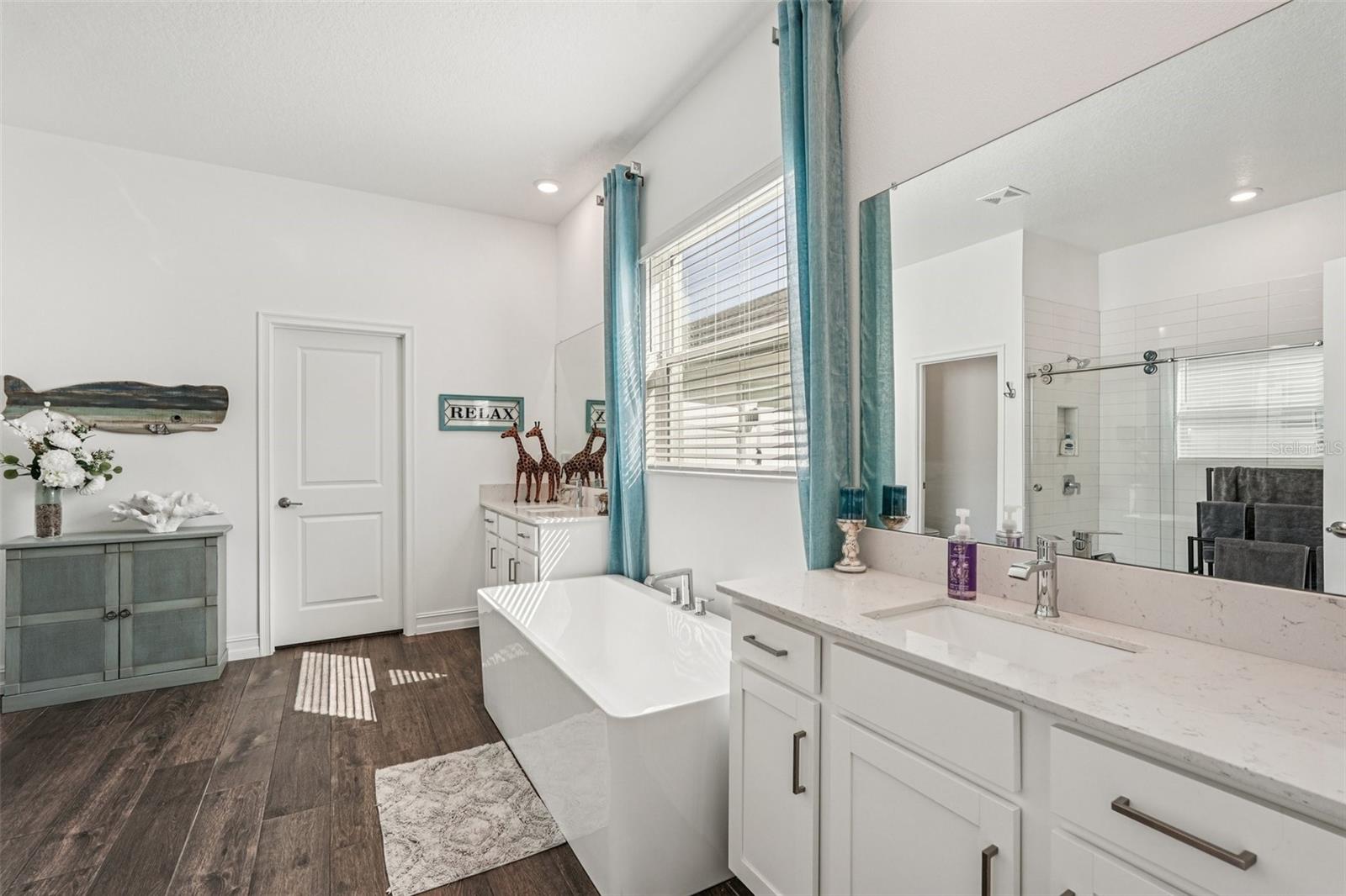 Image 26 of 69 For 12847 Bergstrom Bay Drive