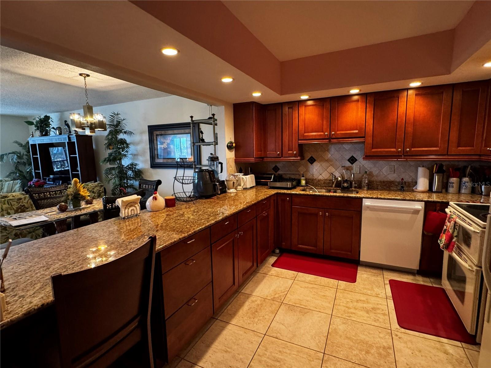 Image 7 of 45 For 1925 Gulf Of Mexico Drive G8-302