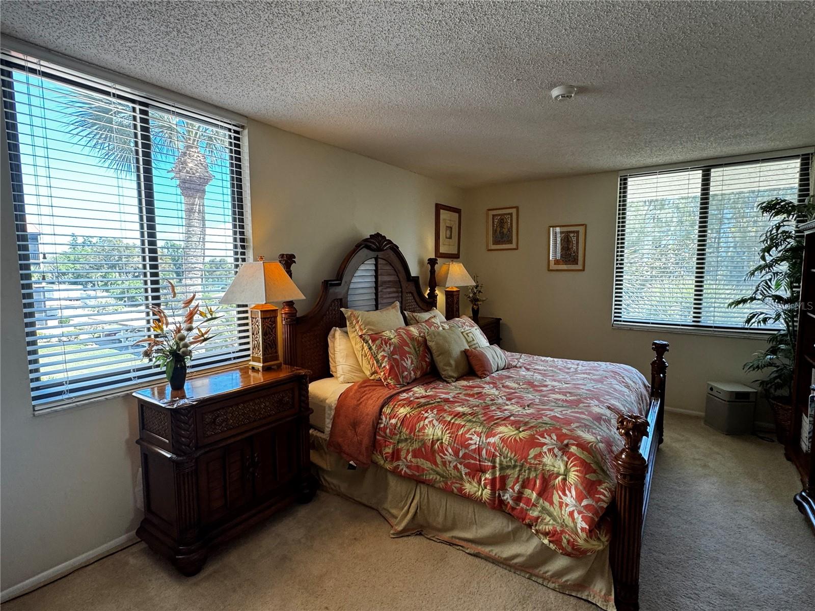 Image 8 of 45 For 1925 Gulf Of Mexico Drive G8-302