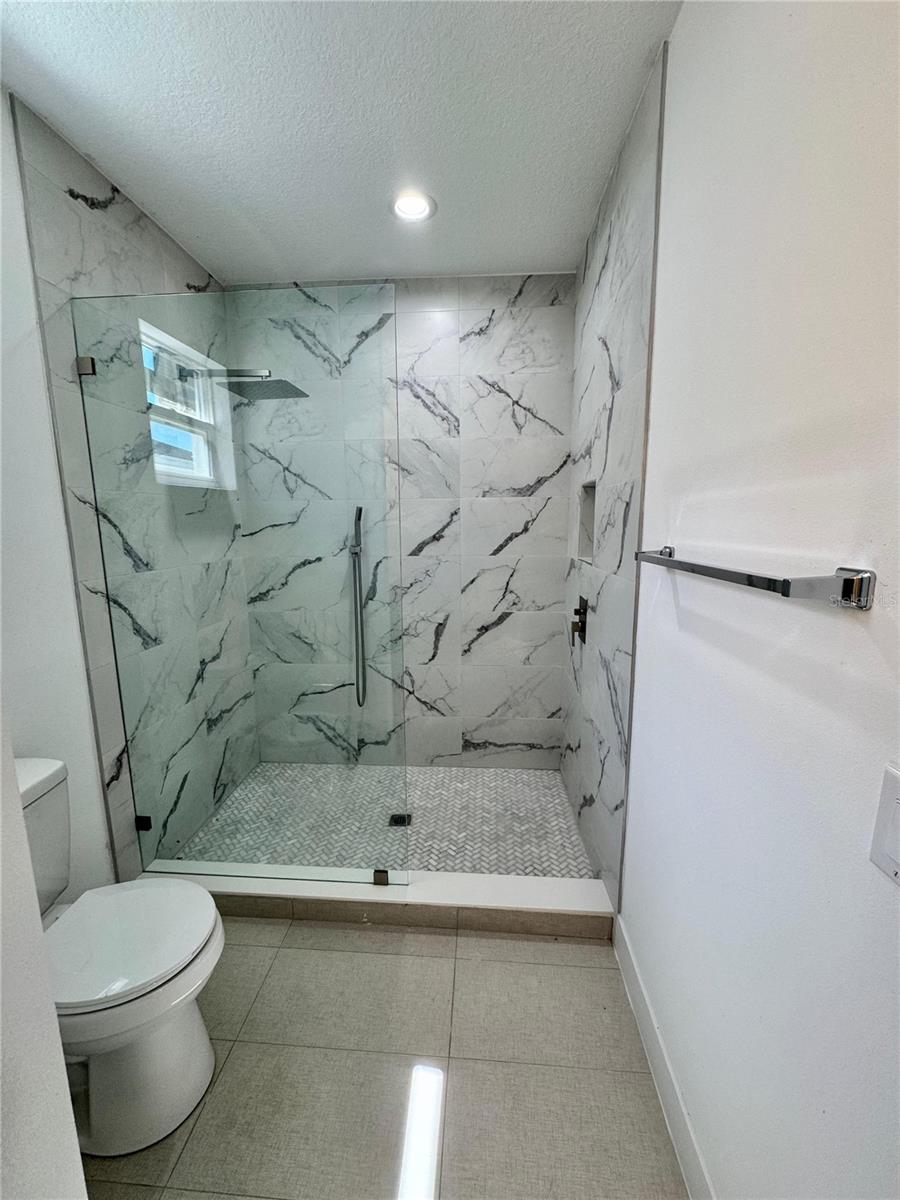 Image 5 of 16 For 1314 Congo Court