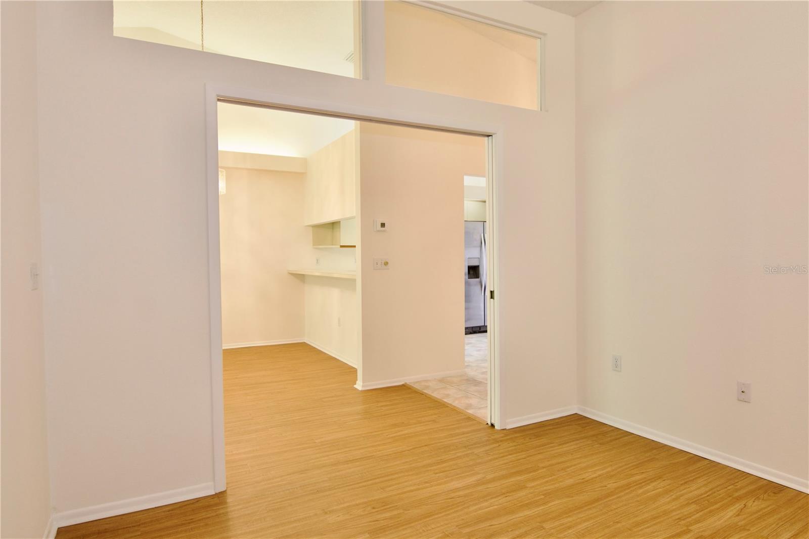 Image 13 of 42 For 4172 Marseilles Avenue 3255