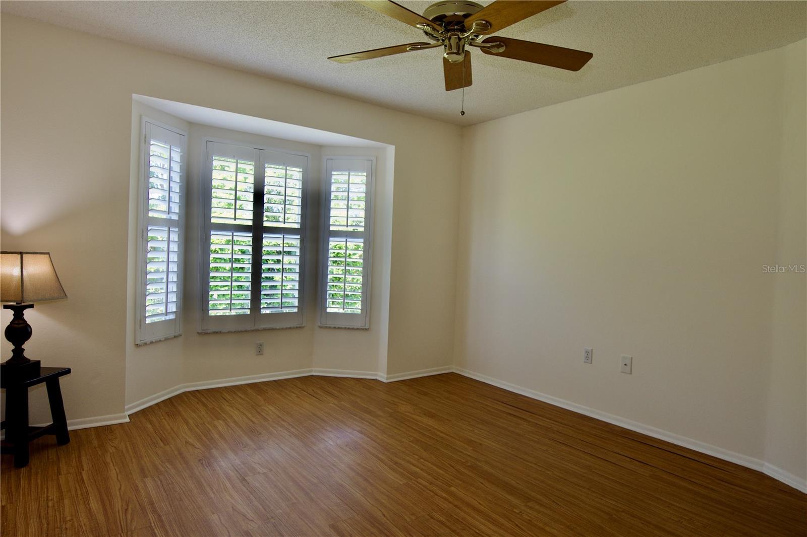 Image 24 of 42 For 4172 Marseilles Avenue 3255