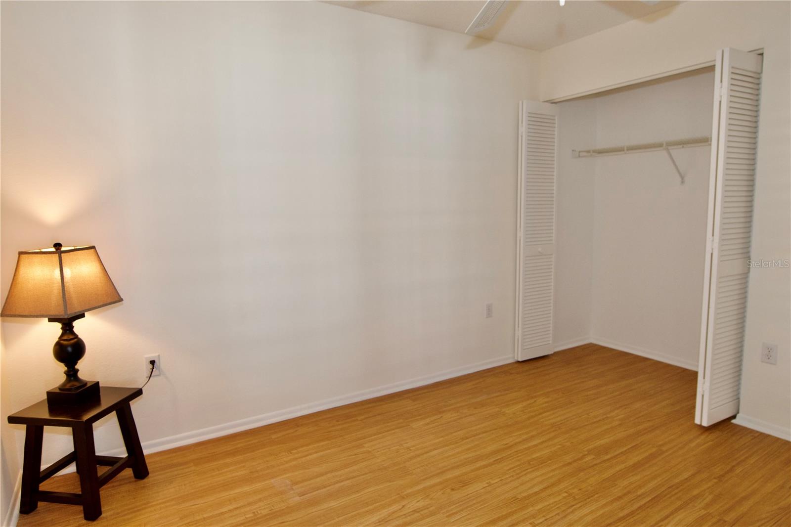 Image 32 of 42 For 4172 Marseilles Avenue 3255