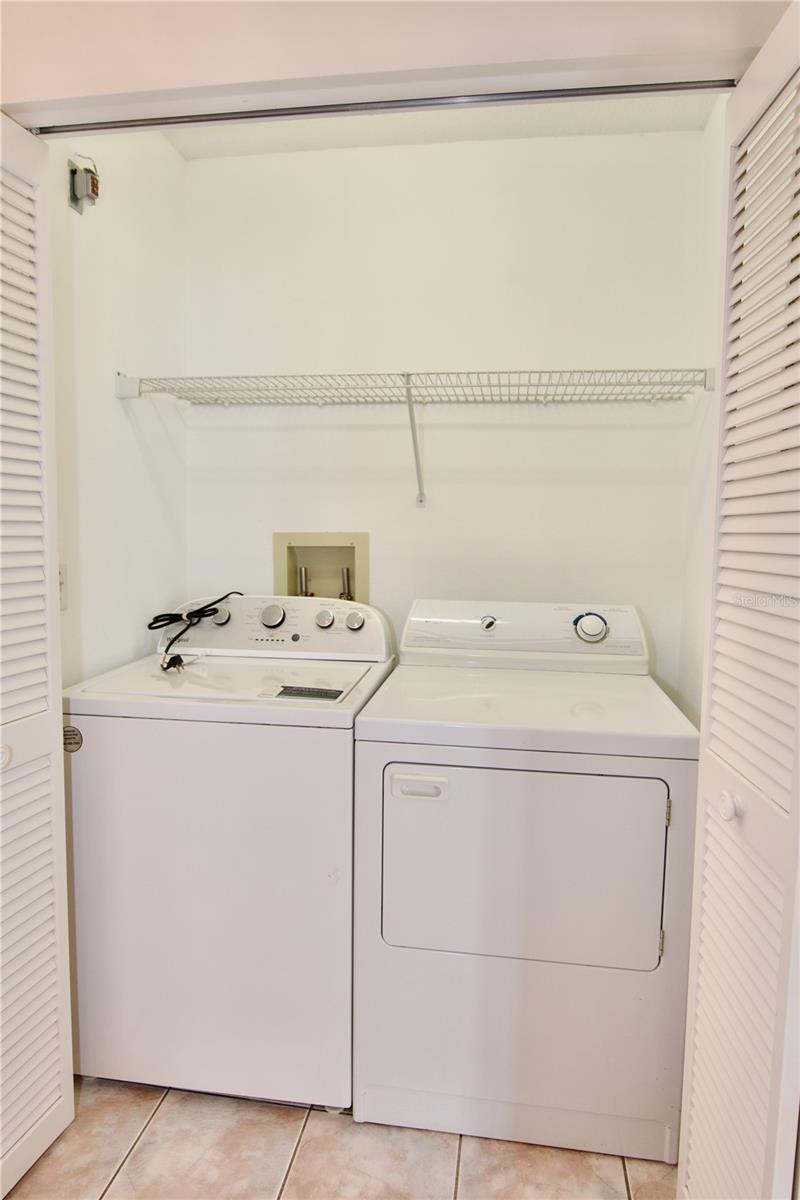 Image 34 of 42 For 4172 Marseilles Avenue 3255