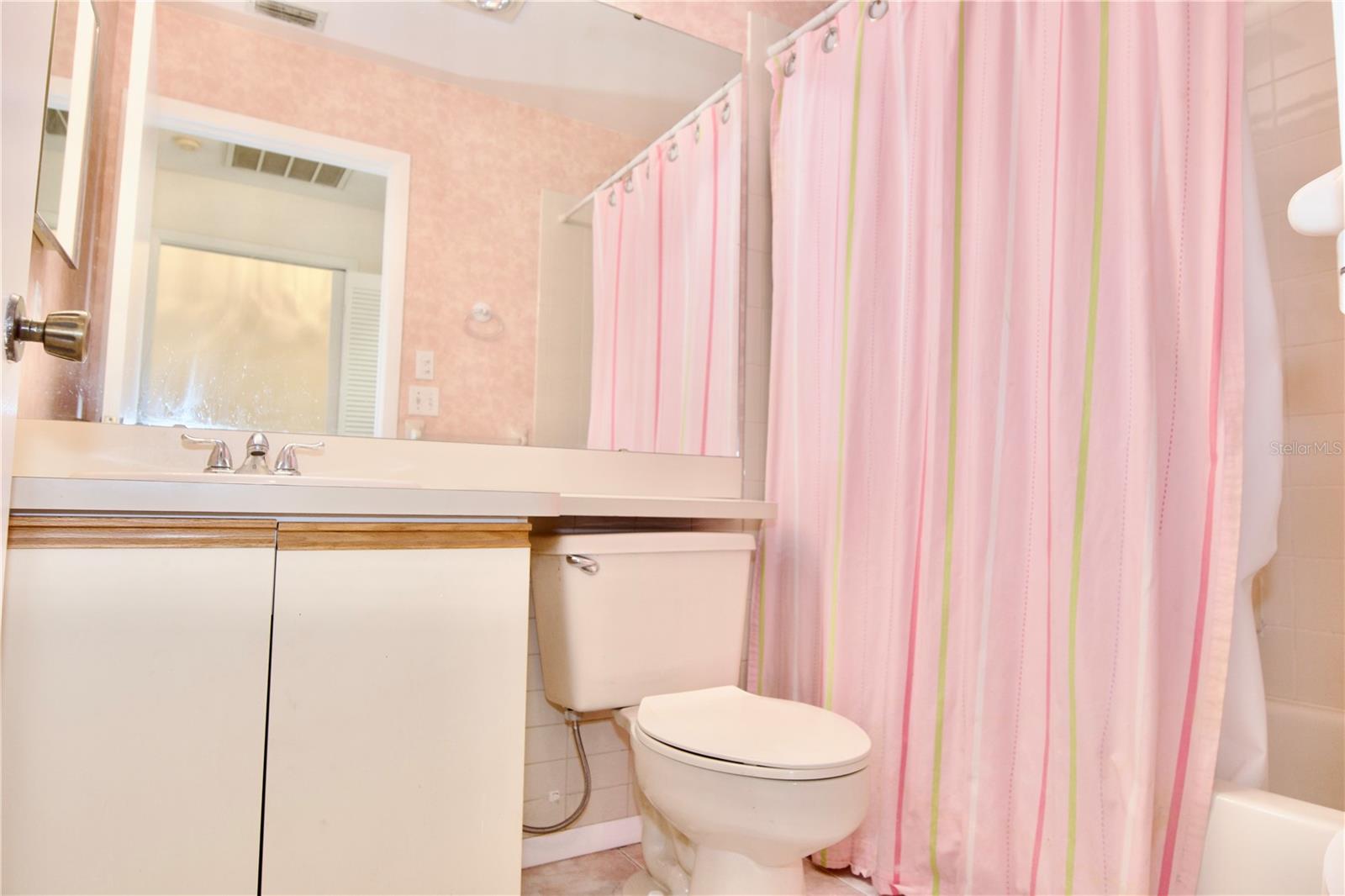 Image 35 of 42 For 4172 Marseilles Avenue 3255