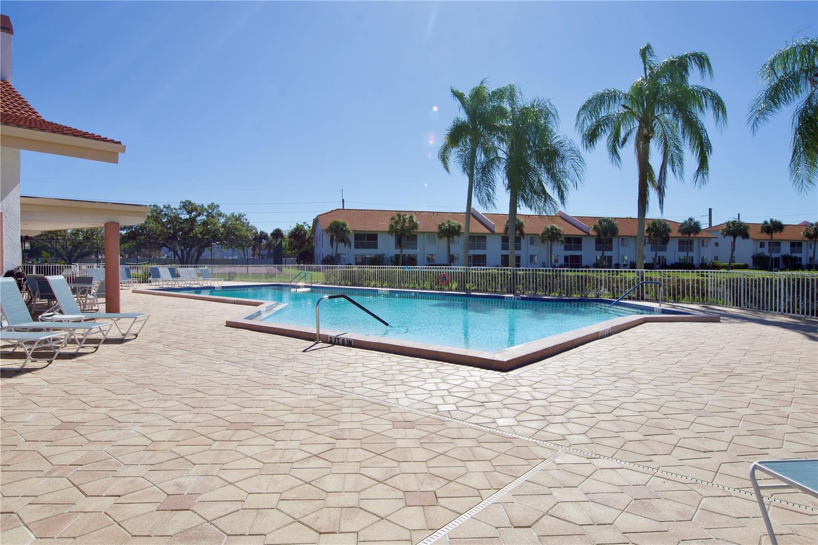 Image 40 of 42 For 4172 Marseilles Avenue 3255