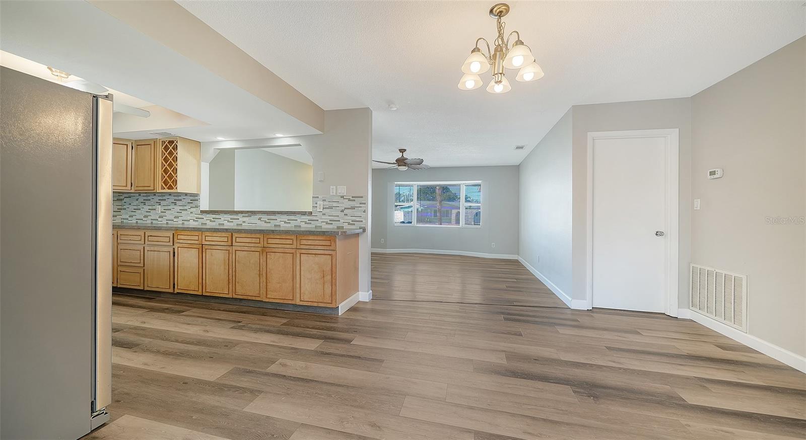 Image 12 of 39 For 3005 Lockwood Terrace