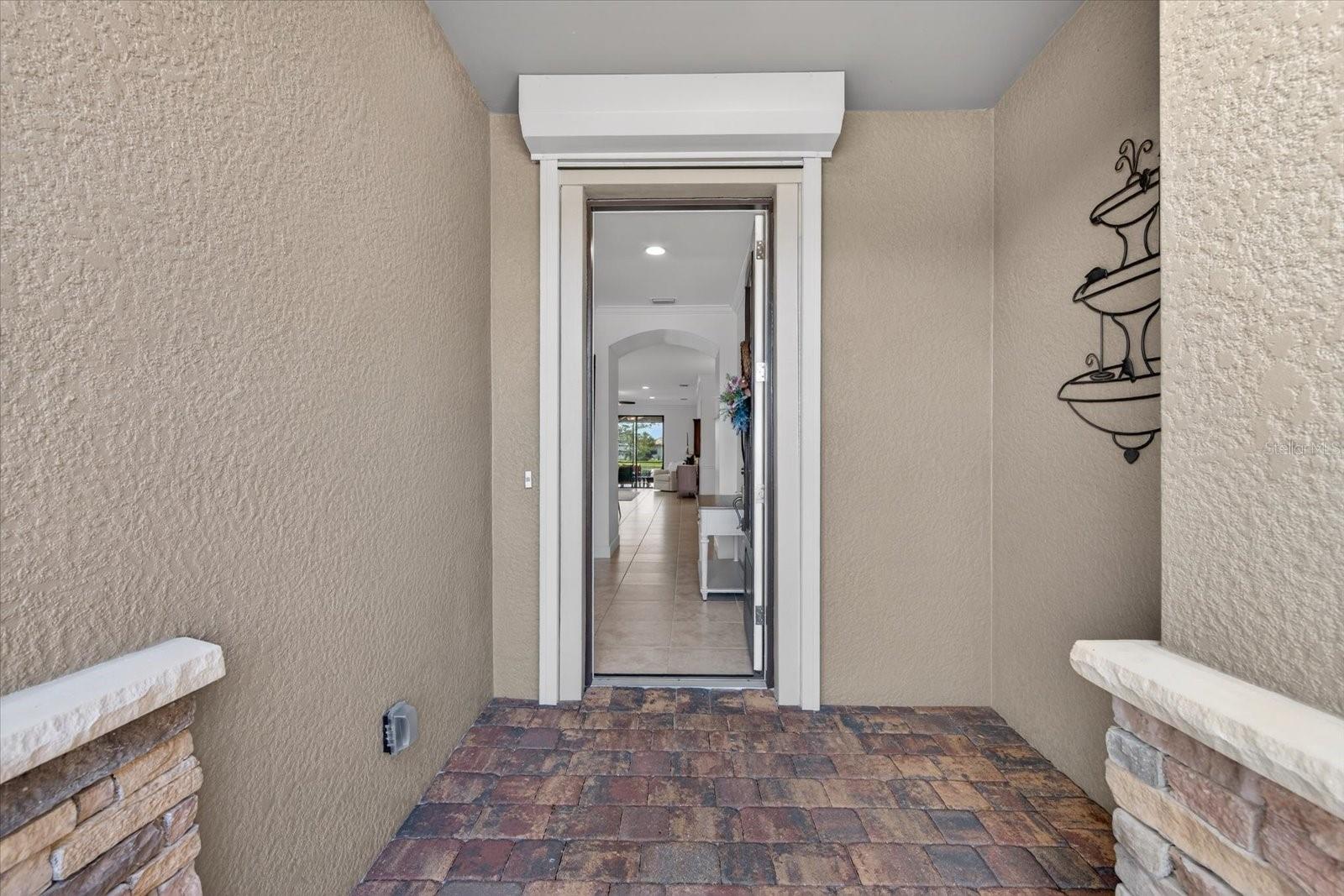 Image 4 of 100 For 17030 Loudon Place