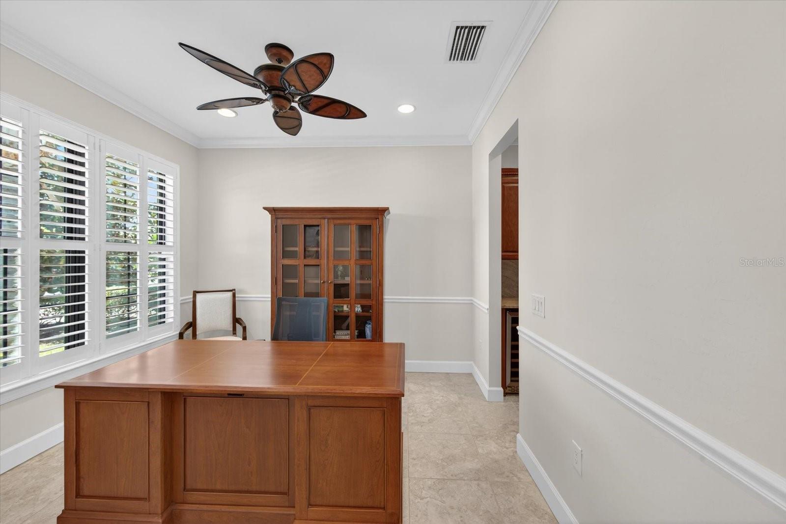 Image 8 of 100 For 17030 Loudon Place