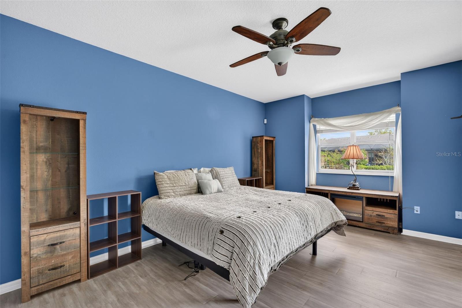 Image 31 of 49 For 4449 Golden Lake Drive