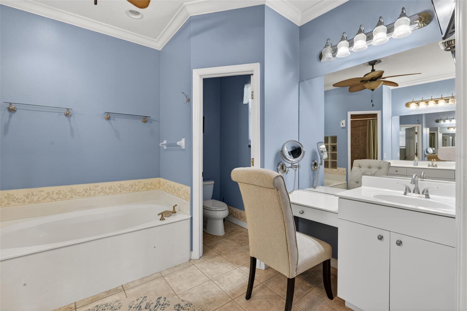 Image 36 of 49 For 4449 Golden Lake Drive