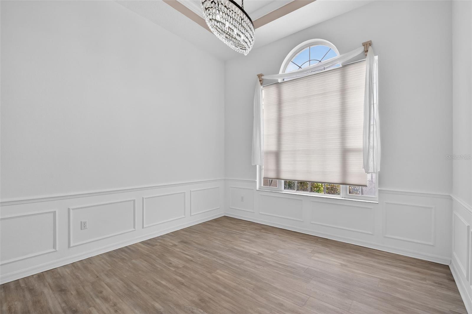 Image 8 of 49 For 4449 Golden Lake Drive