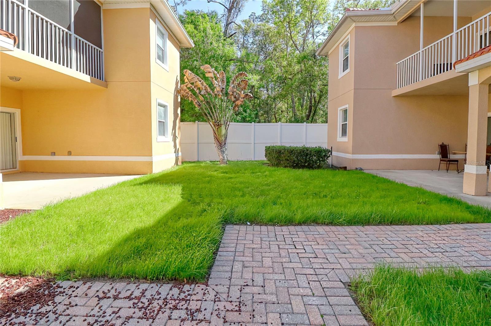 Image 4 of 6 For 21020 Sunpoint Way 102