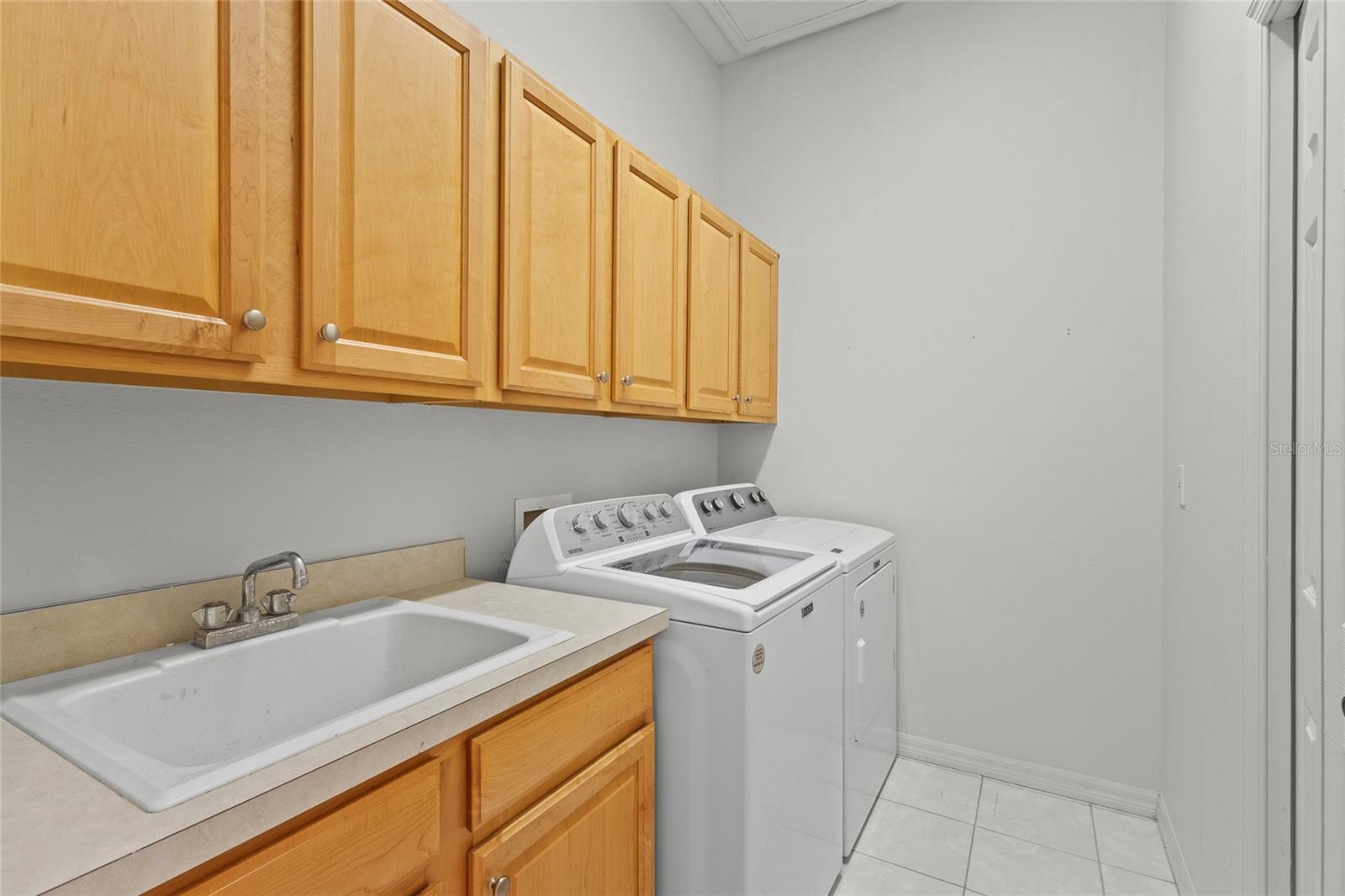 Image 26 of 64 For 600 Cockatoo Circle