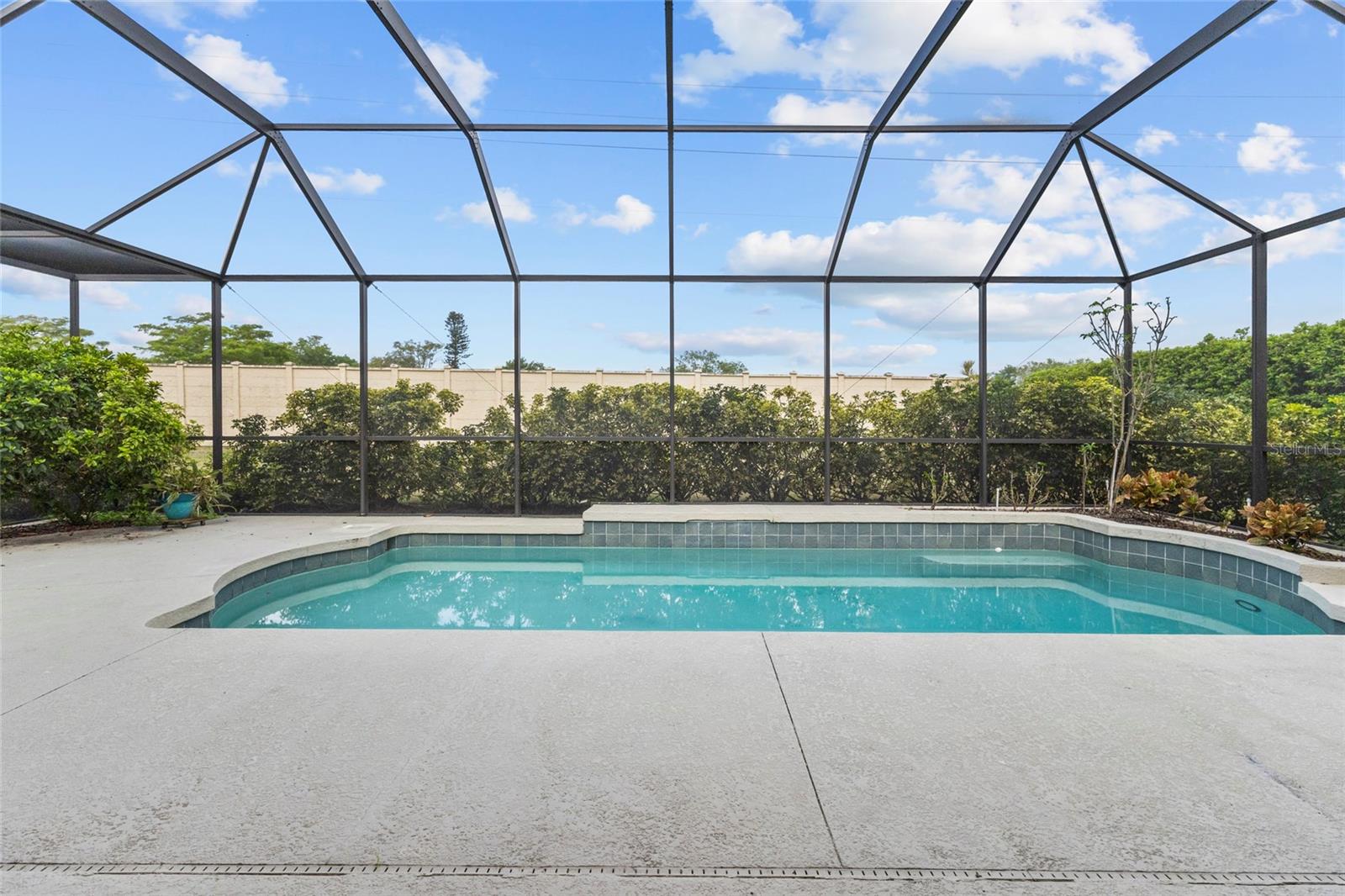 Image 36 of 64 For 600 Cockatoo Circle