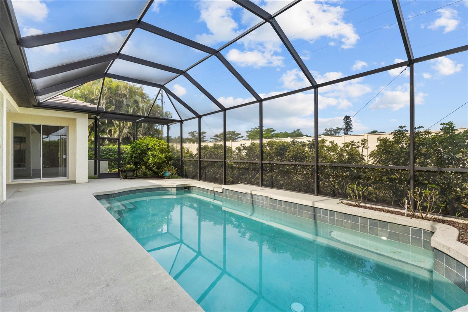 Image 37 of 64 For 600 Cockatoo Circle