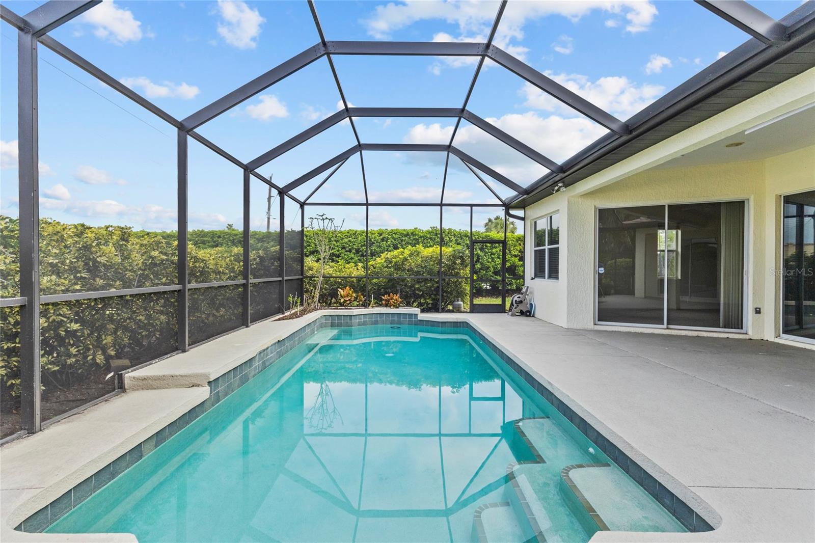 Image 38 of 64 For 600 Cockatoo Circle