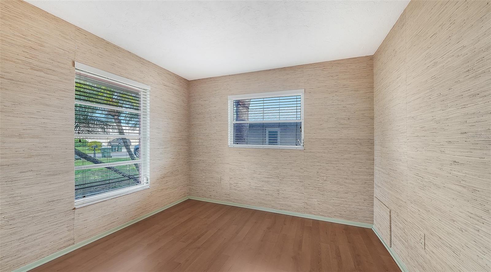 Image 16 of 27 For 2839 Riviera Drive