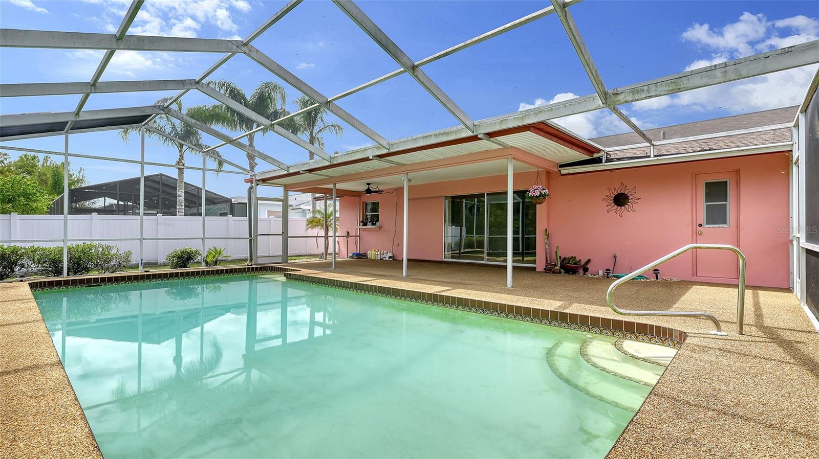 Image 23 of 27 For 2839 Riviera Drive