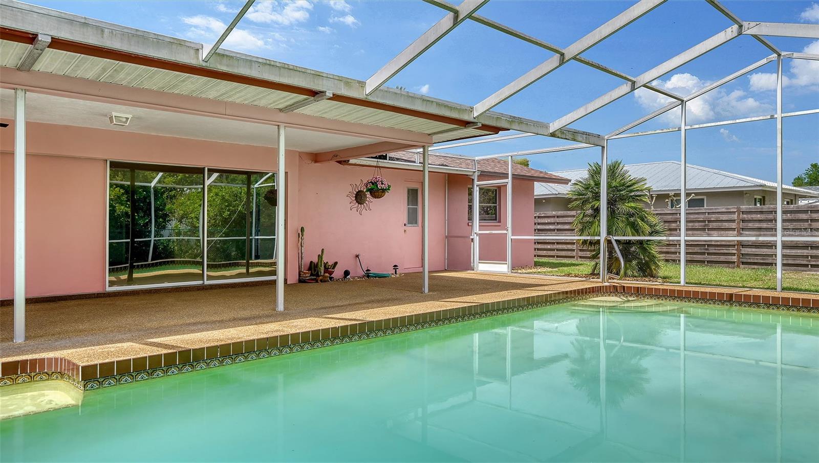 Image 24 of 27 For 2839 Riviera Drive