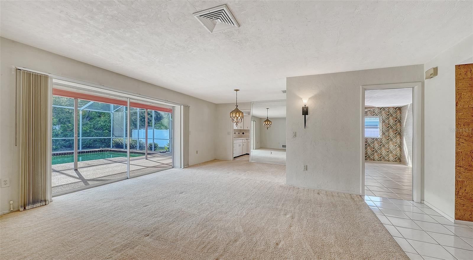 Image 6 of 27 For 2839 Riviera Drive