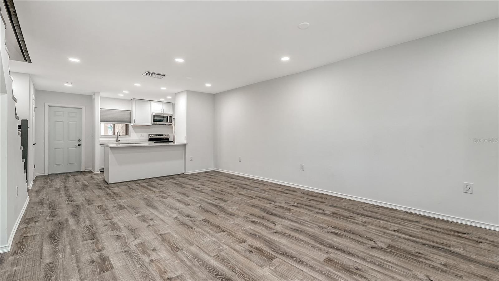 Image 10 of 37 For 3310 Ramblewood Place