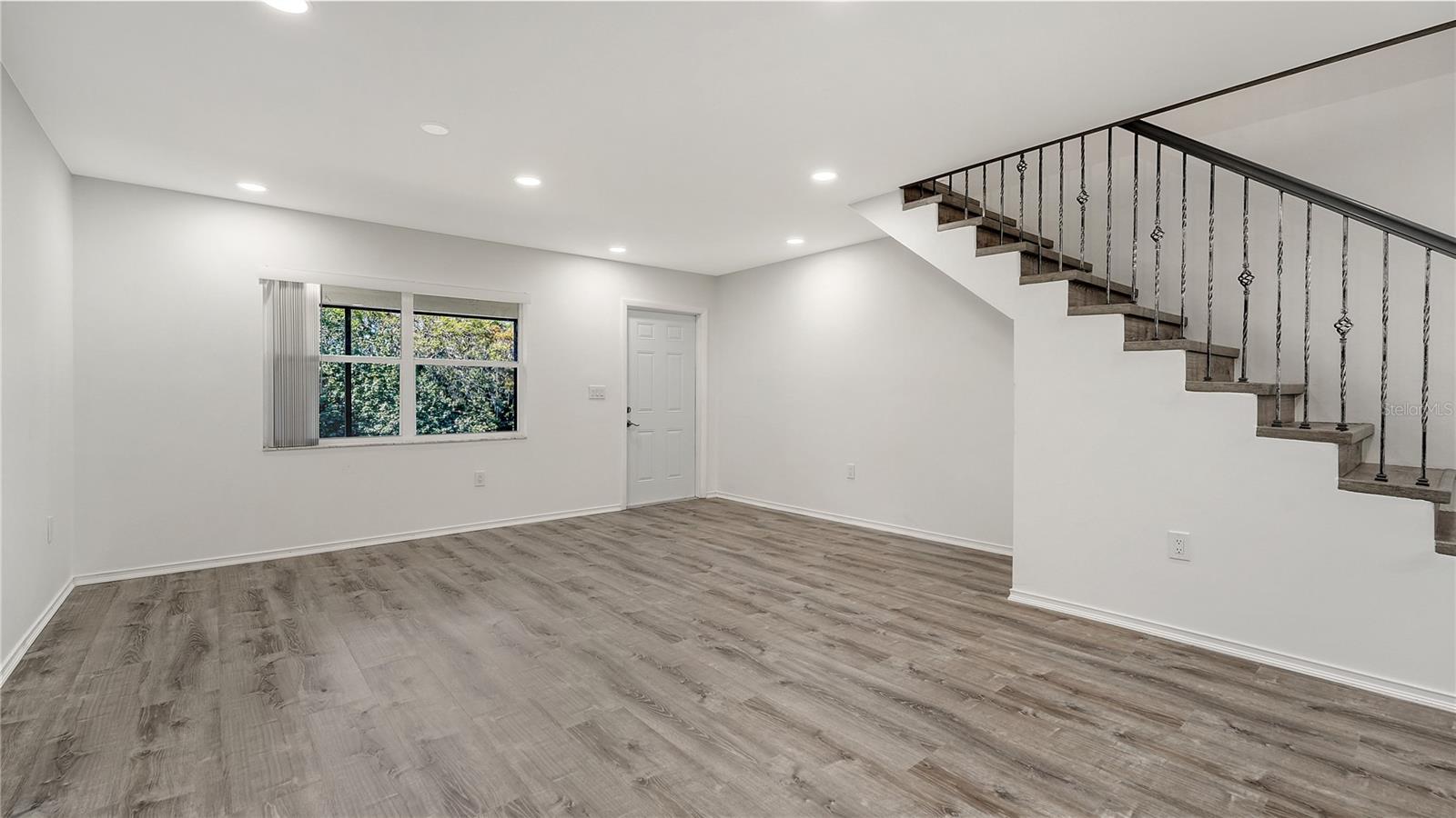 Image 13 of 37 For 3310 Ramblewood Place