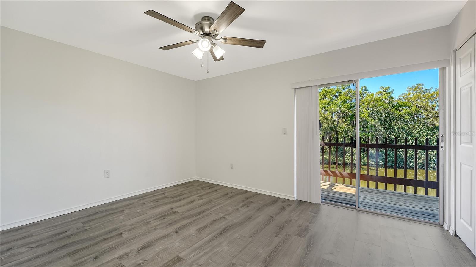 Image 14 of 37 For 3310 Ramblewood Place