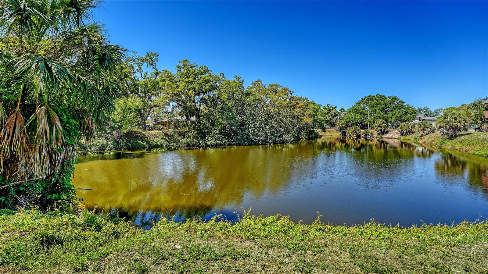 Image 18 of 37 For 3310 Ramblewood Place