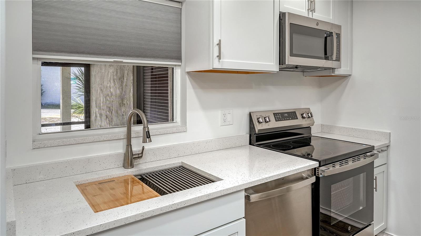 Image 6 of 37 For 3310 Ramblewood Place