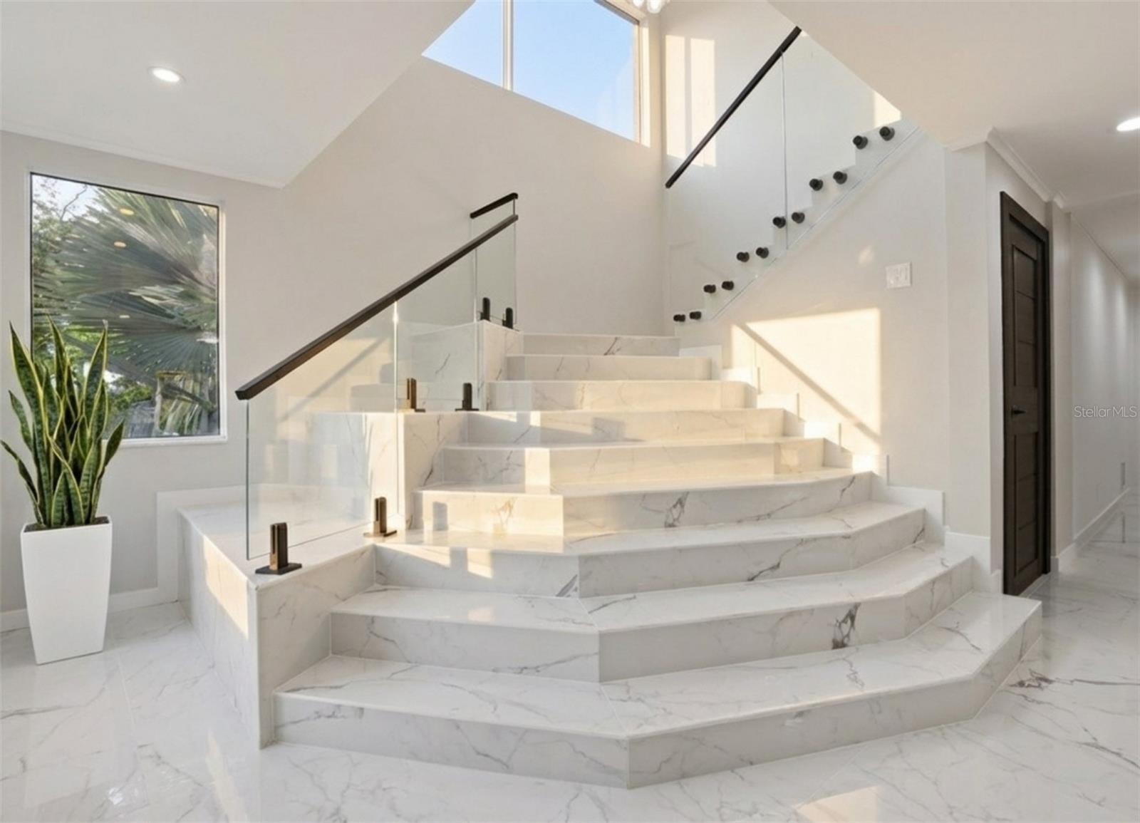 Image 15 of 55 For 4942 Hubner Circle