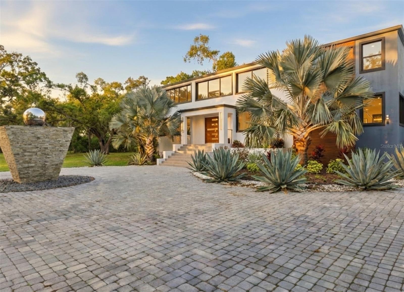 Image 2 of 55 For 4942 Hubner Circle