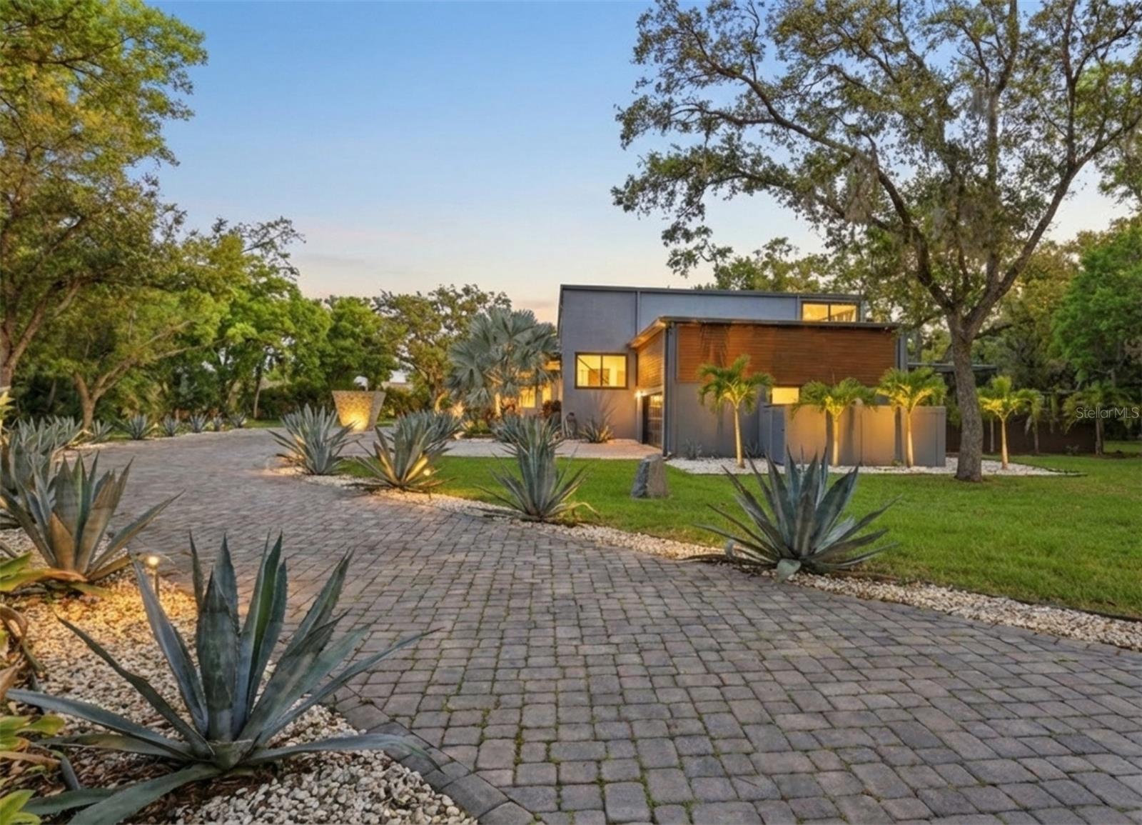 Image 52 of 55 For 4942 Hubner Circle