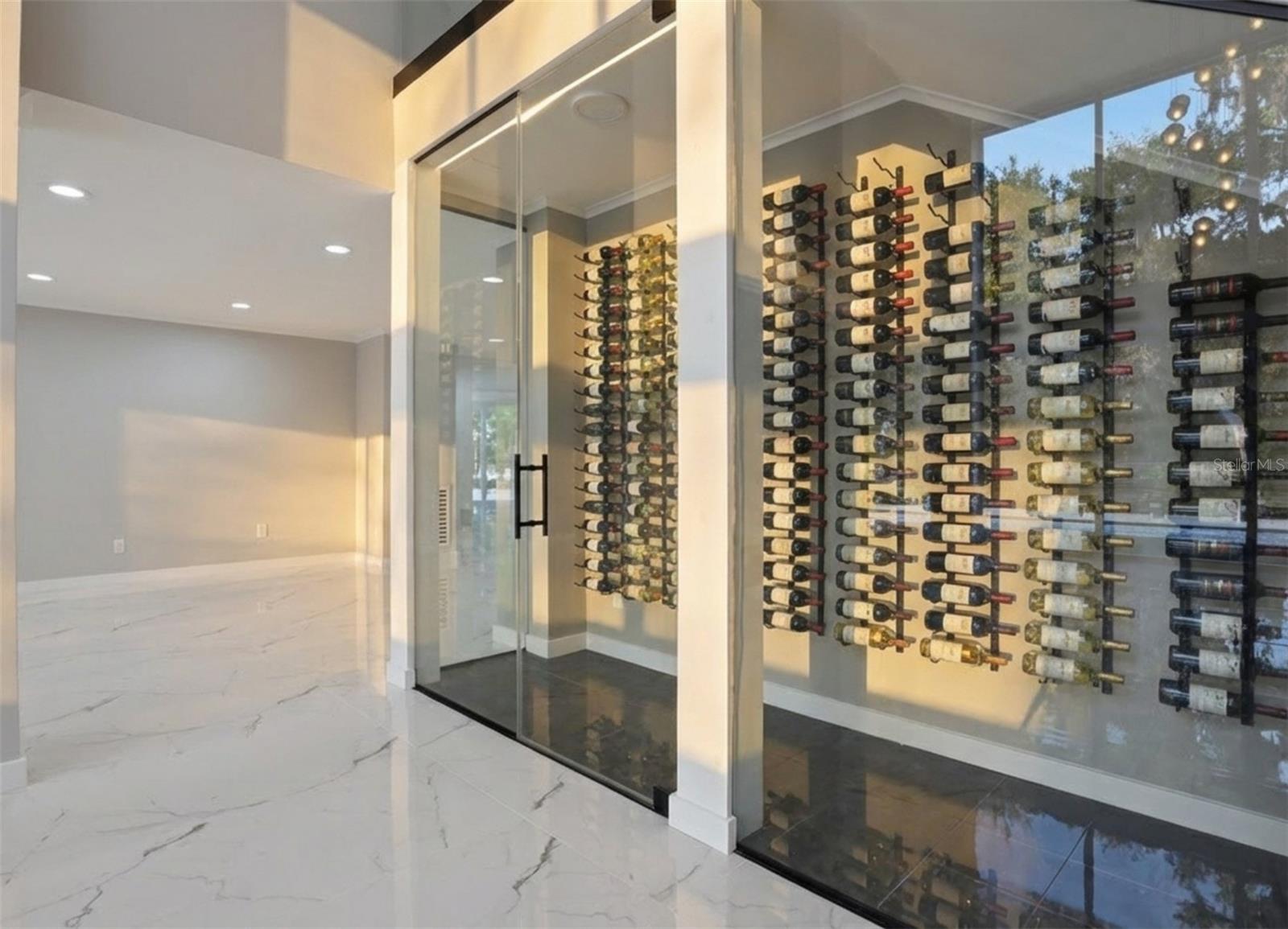 Image 8 of 55 For 4942 Hubner Circle