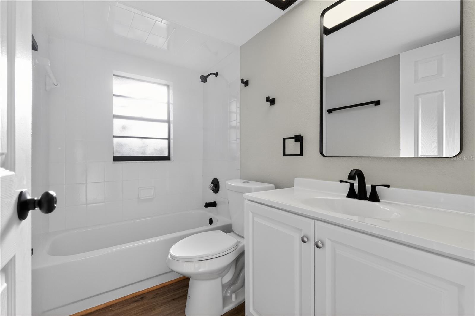 Image 15 of 35 For 1060 Rockefeller Lane