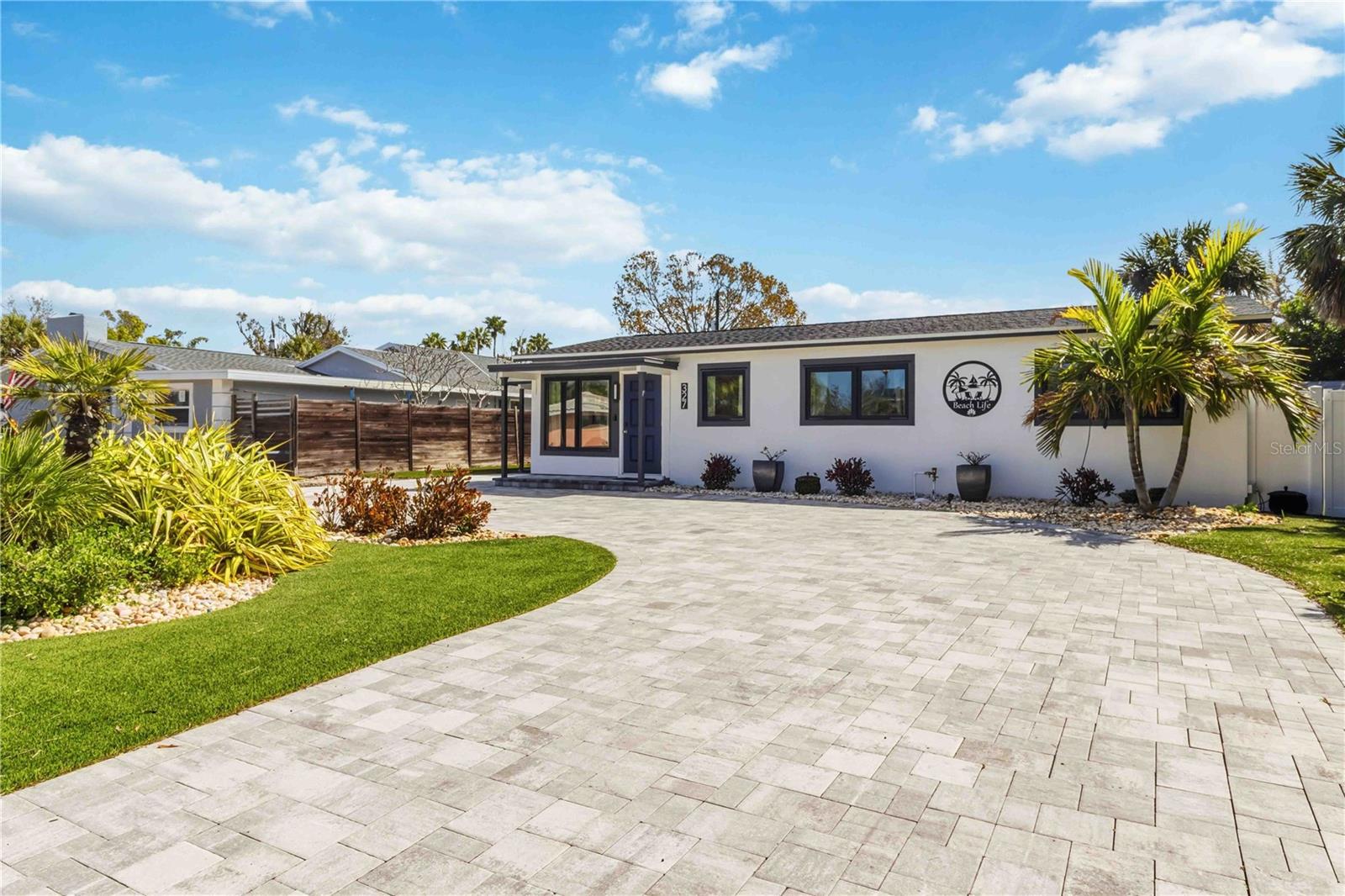 Image 2 of 37 For 327 39th Avenue