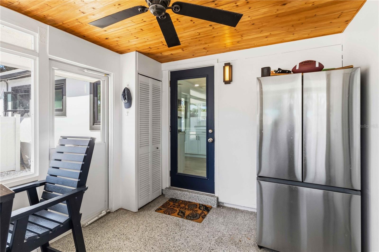 Image 22 of 37 For 327 39th Avenue