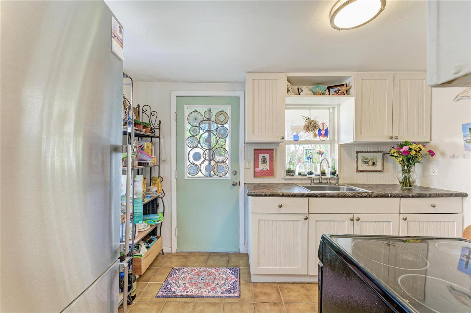 Image 5 of 35 For 1885 Vamo Drive