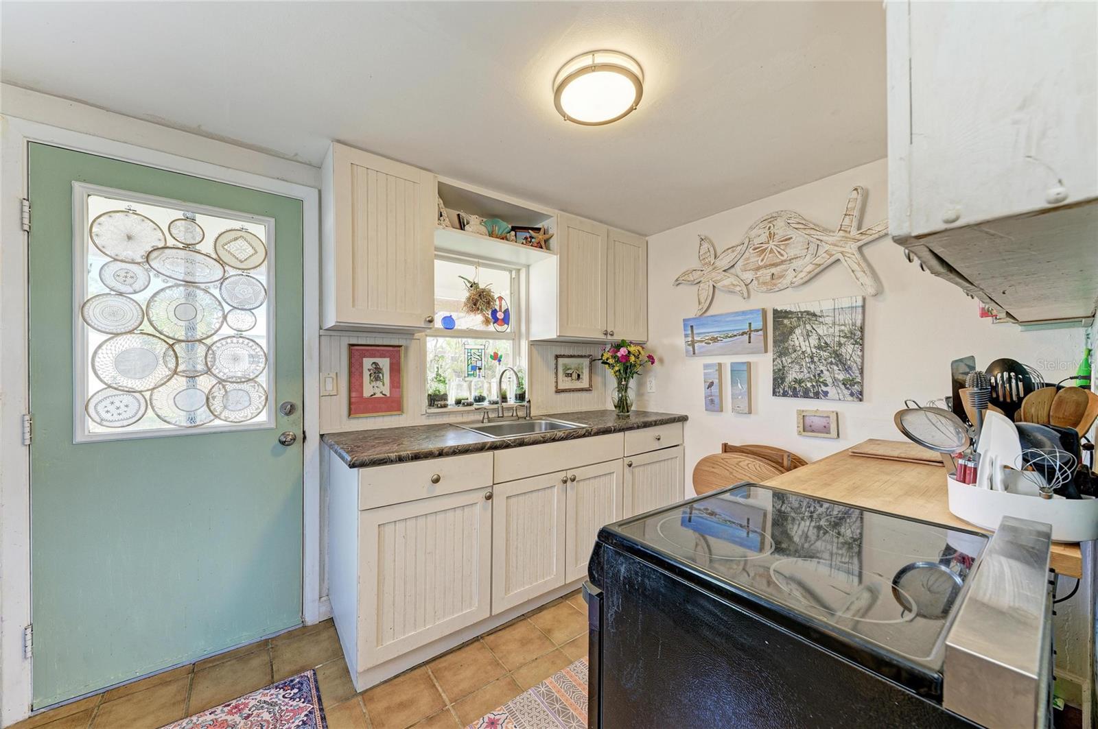 Image 6 of 35 For 1885 Vamo Drive