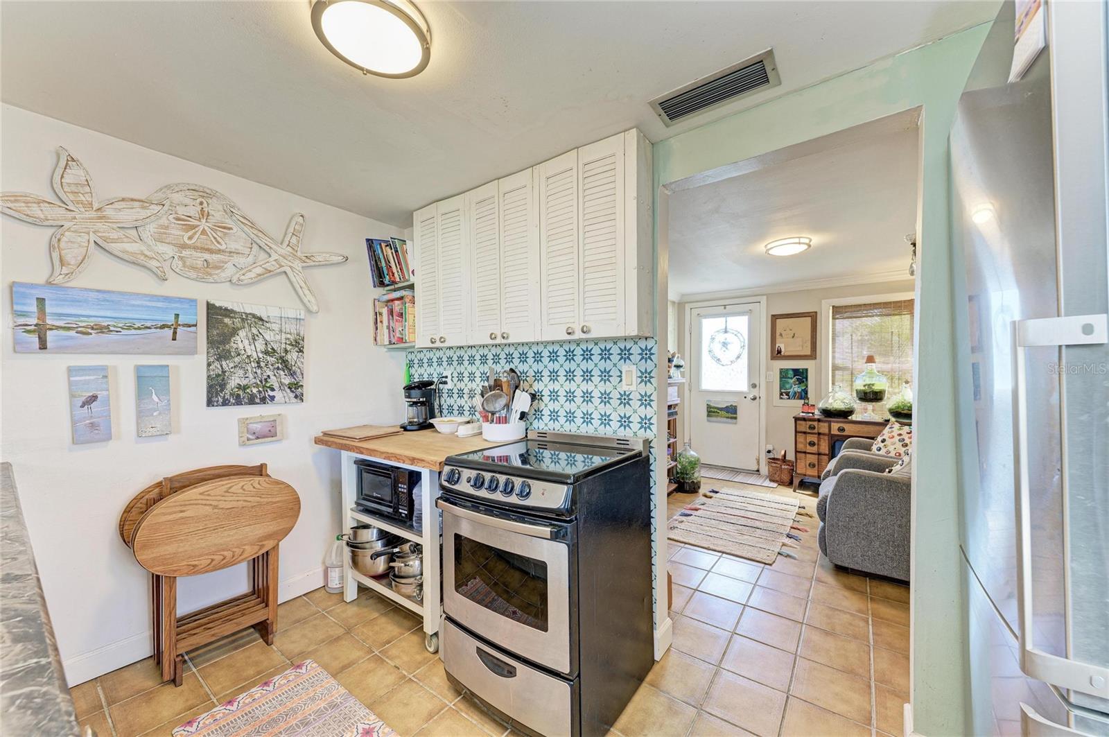 Image 8 of 35 For 1885 Vamo Drive