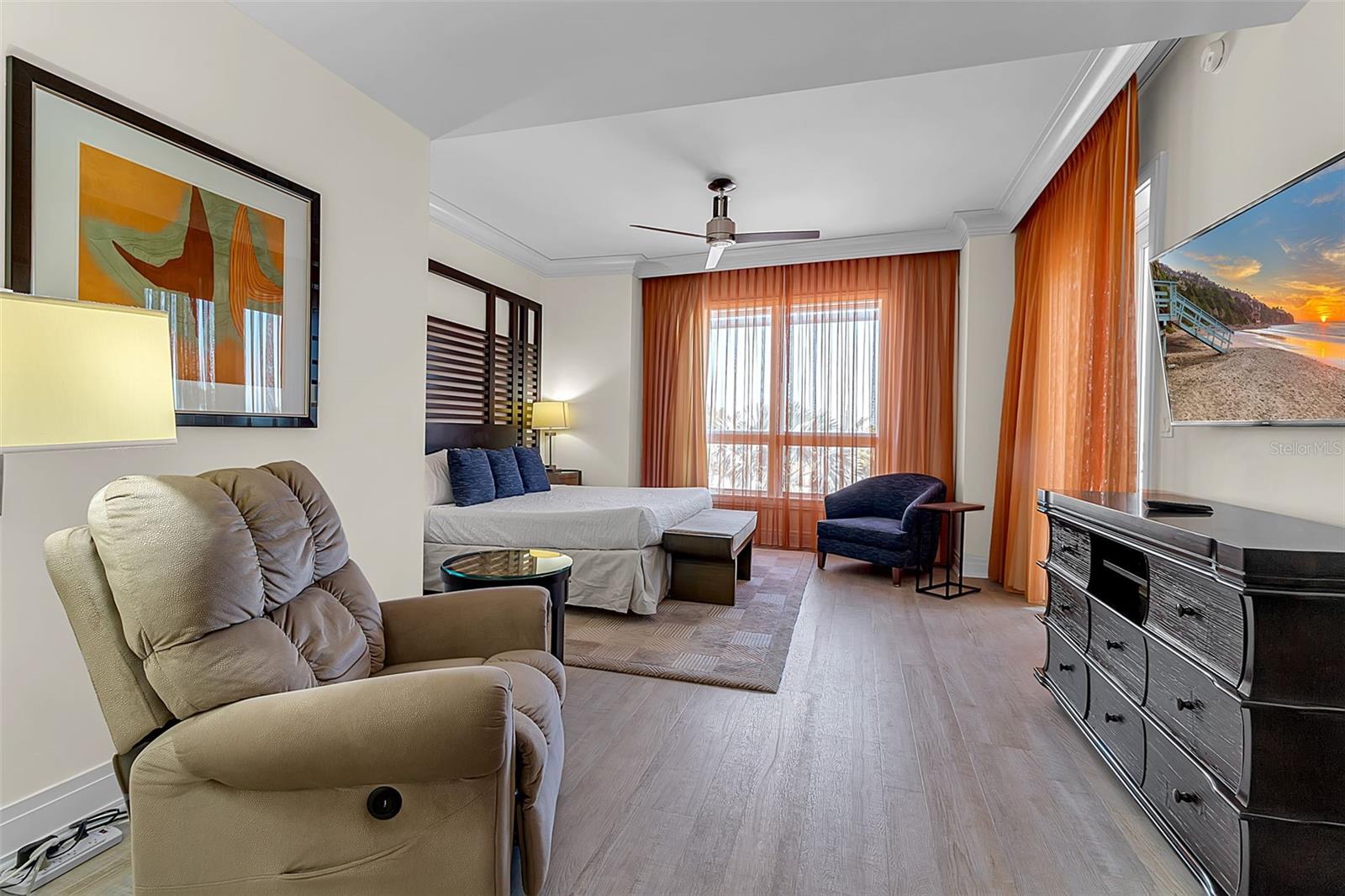 Image 19 of 50 For 915 Seaside Drive 310