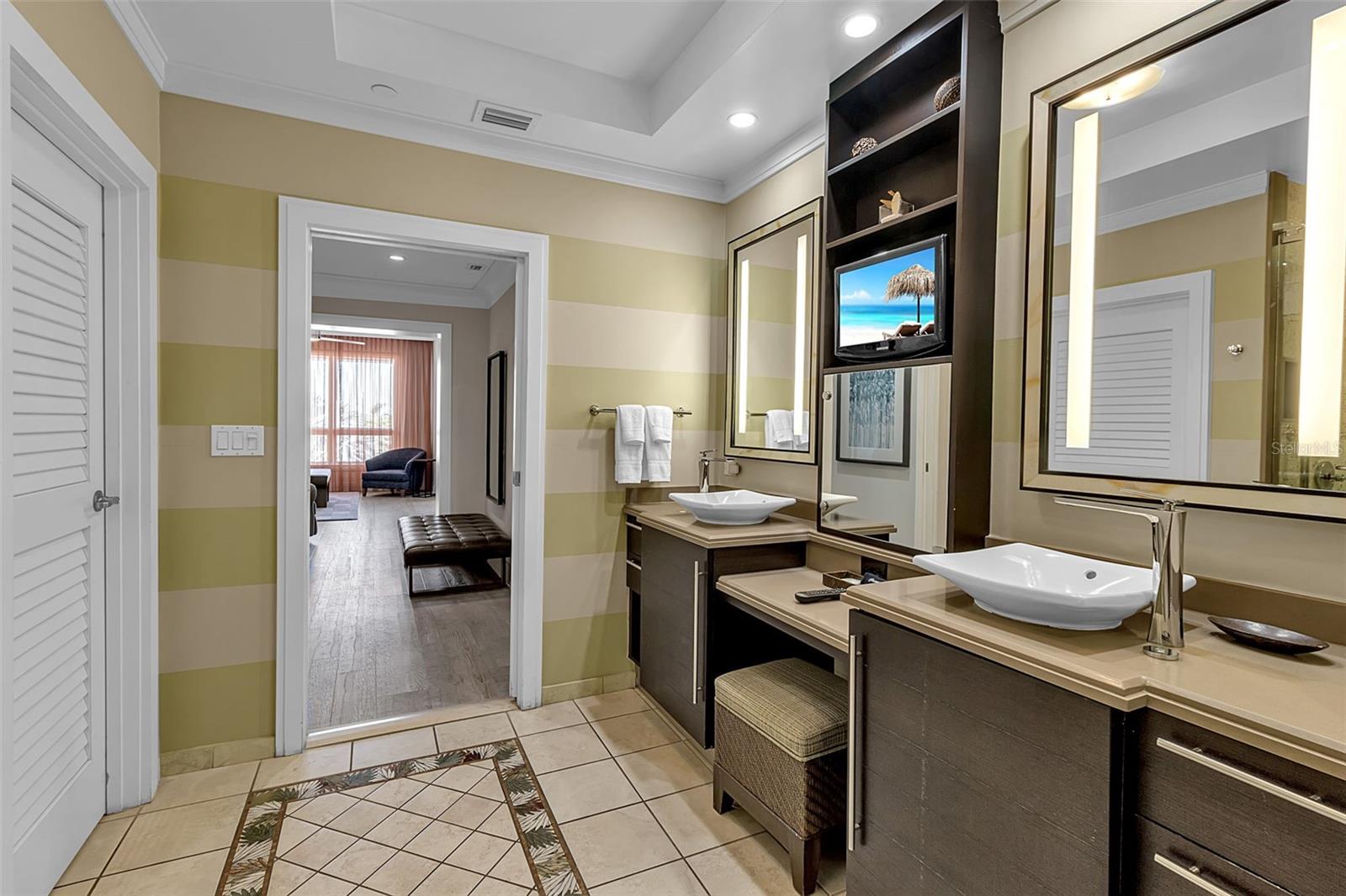 Image 23 of 50 For 915 Seaside Drive 310