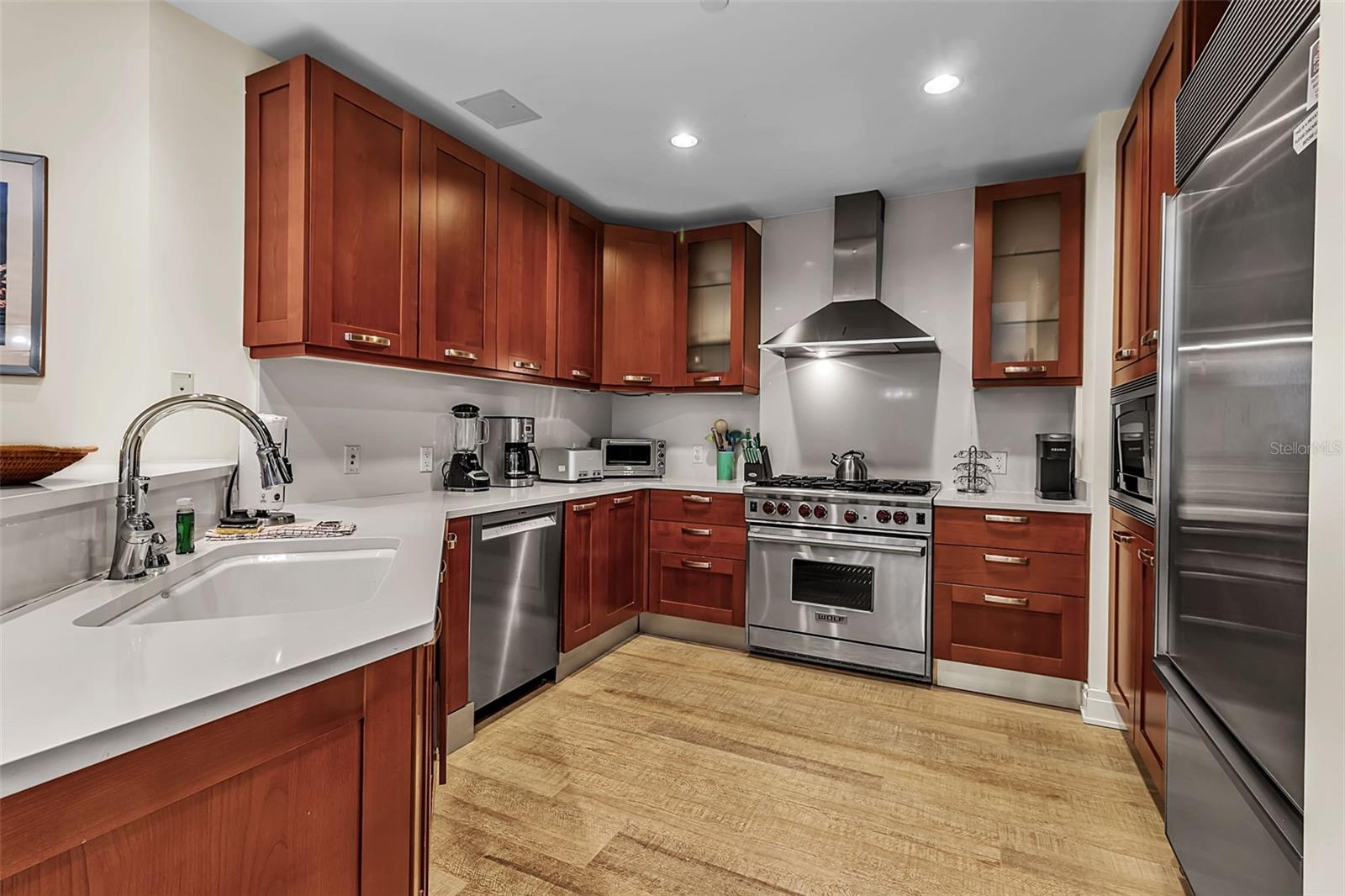 Image 8 of 50 For 915 Seaside Drive 310