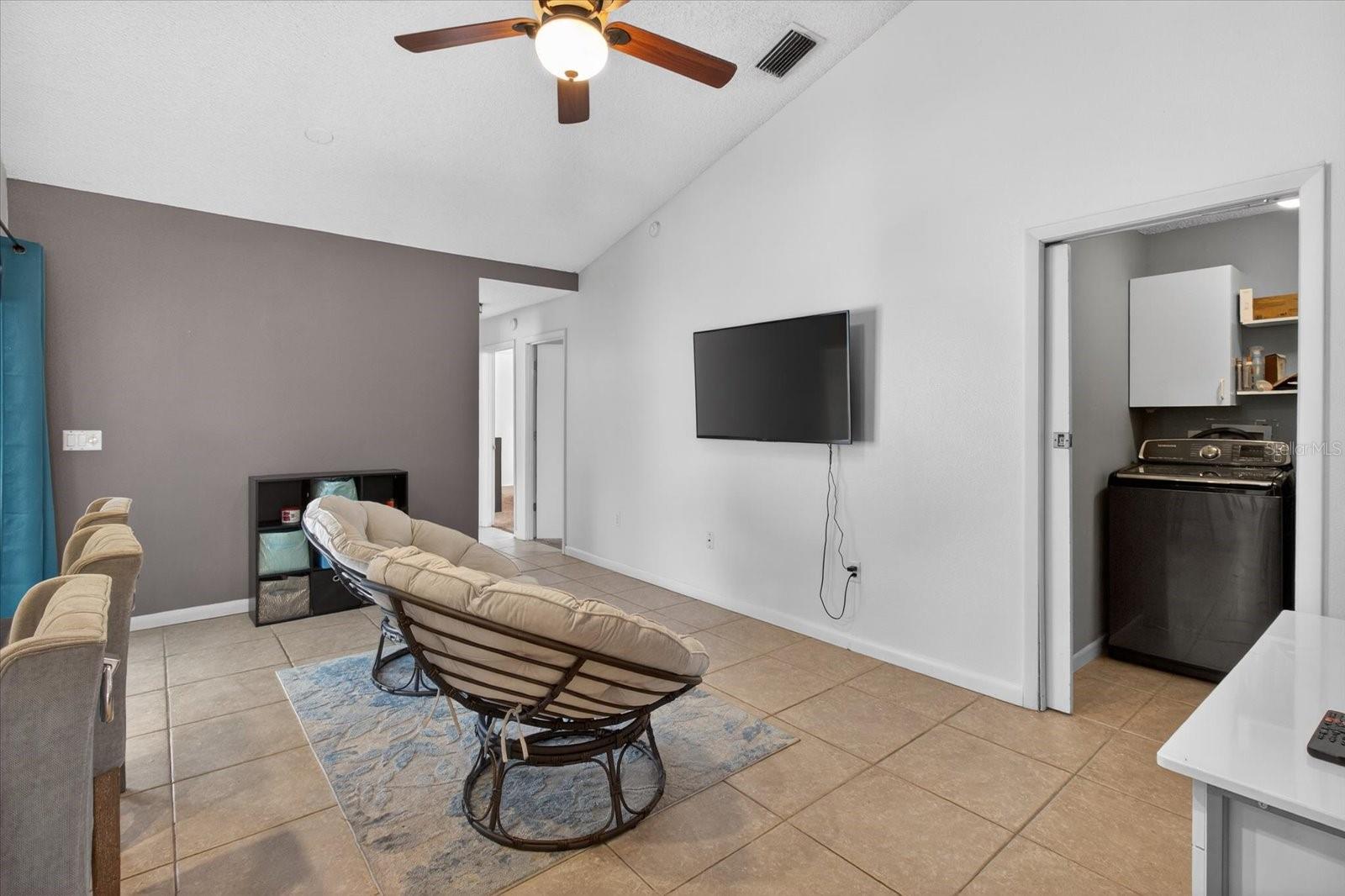 Image 24 of 46 For 4644 Hamlets Grove Drive