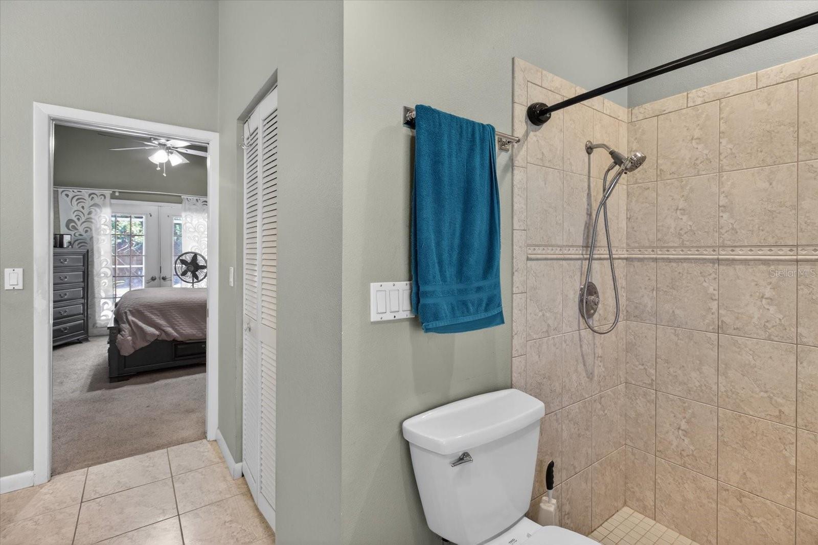 Image 28 of 46 For 4644 Hamlets Grove Drive