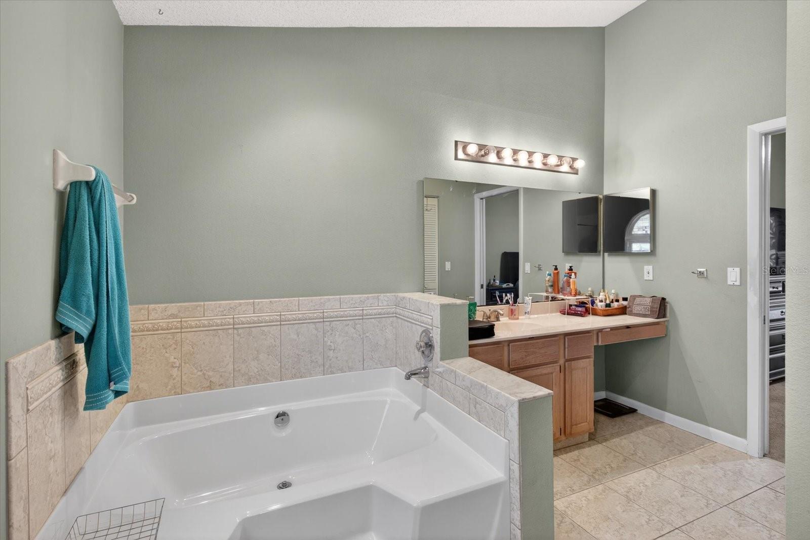 Image 29 of 46 For 4644 Hamlets Grove Drive