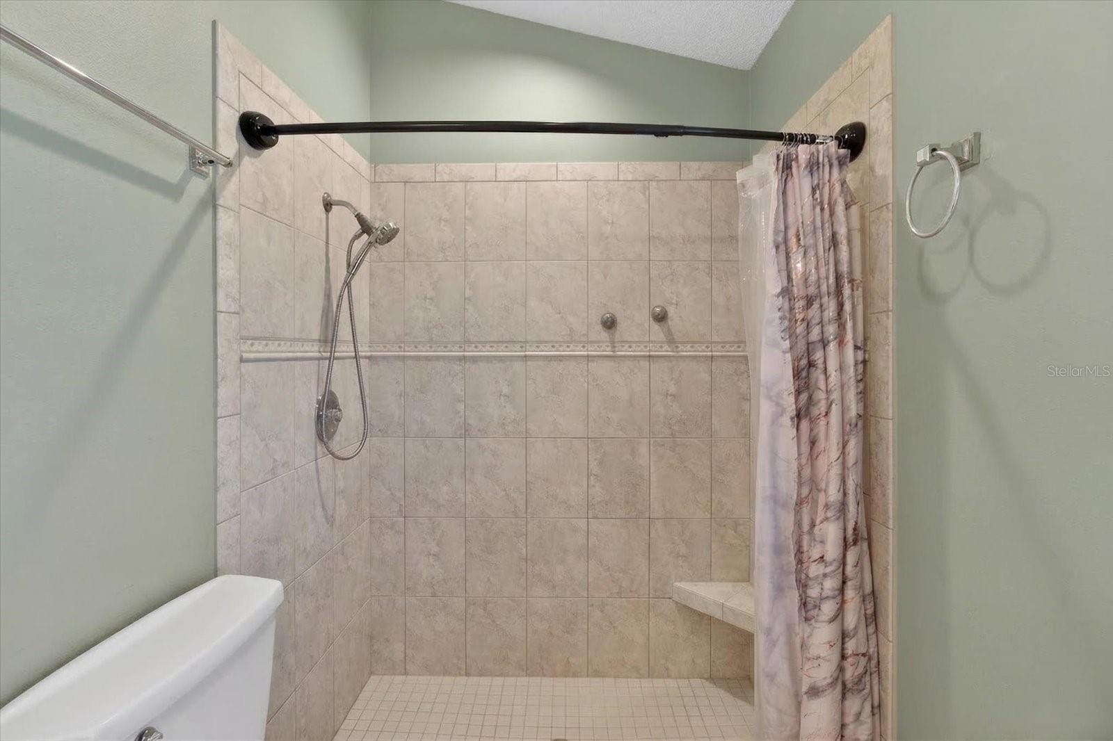 Image 30 of 46 For 4644 Hamlets Grove Drive